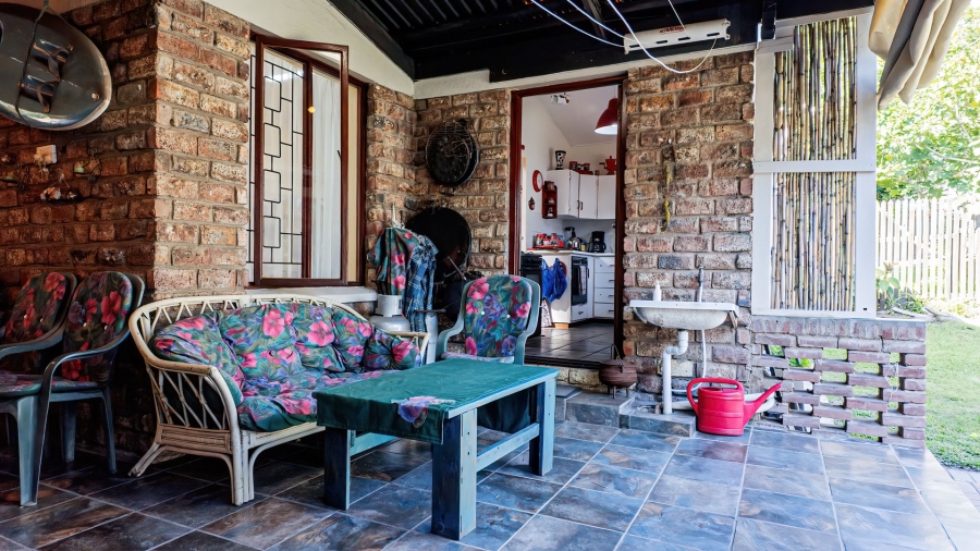 4 Bedroom Property for Sale in Meedingsride Western Cape